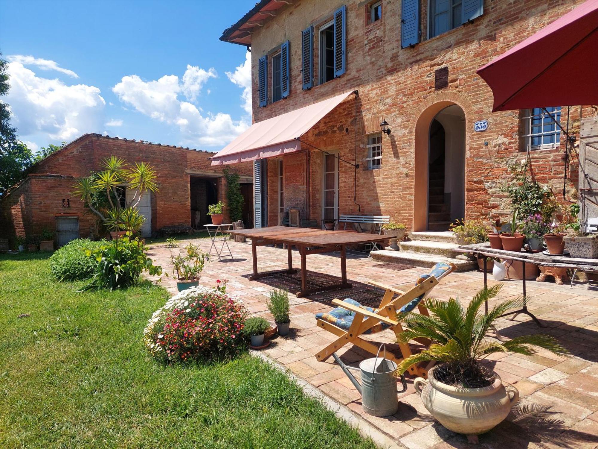 Casa Ezio Marchi Bed & Breakfast Bettolle Exterior photo